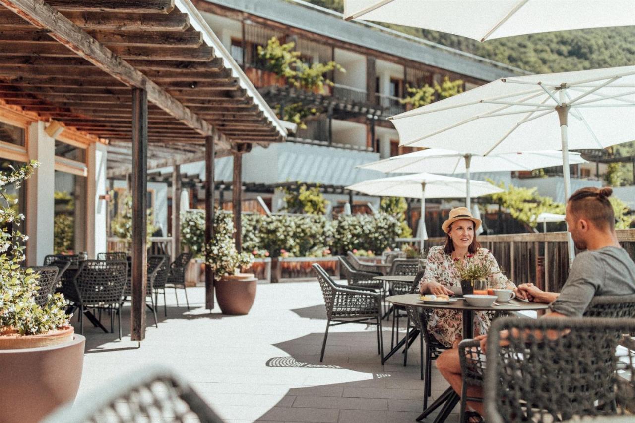 Biohotel Theiner'S Garten Лана Экстерьер фото
