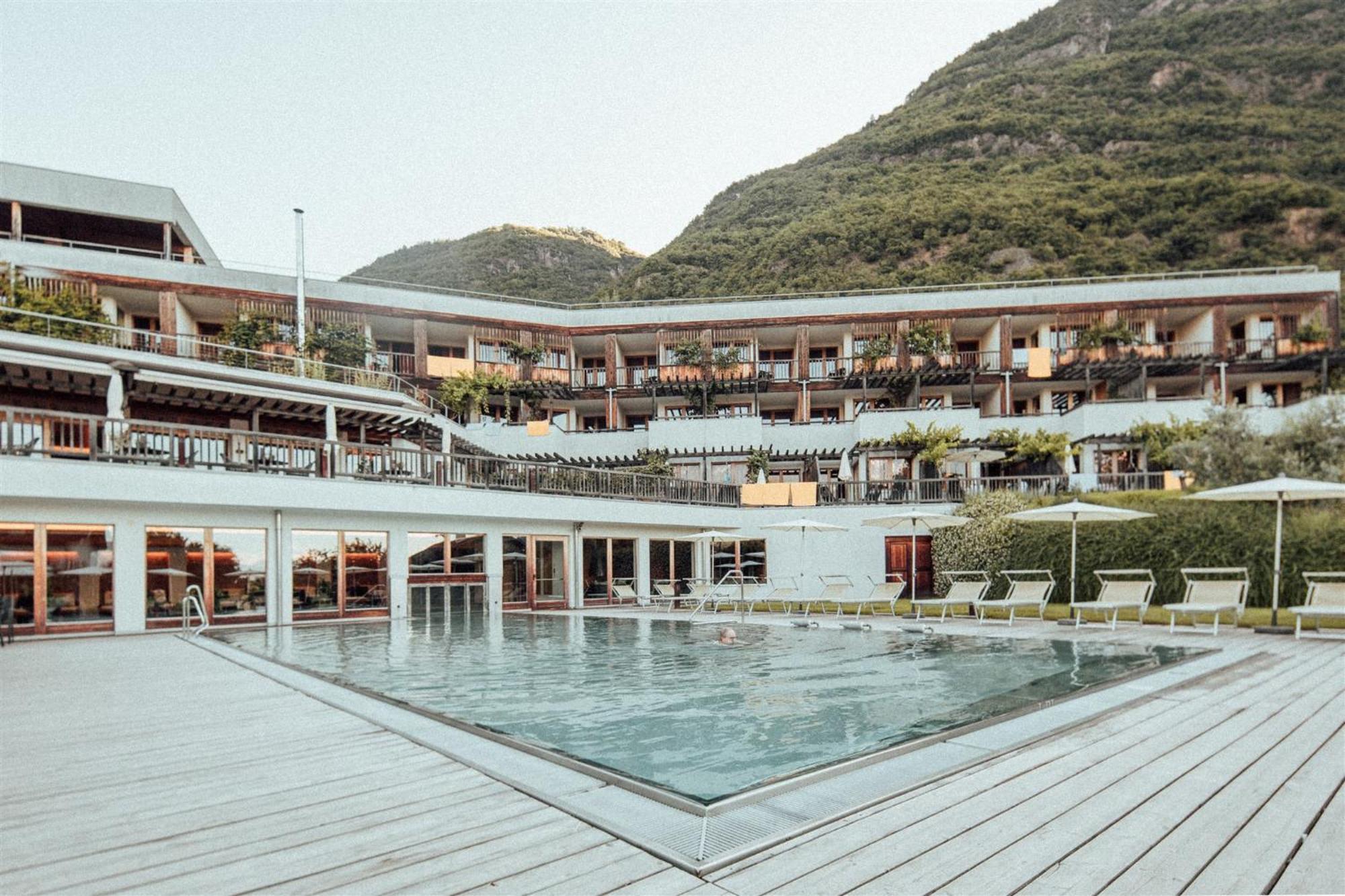 Biohotel Theiner'S Garten Лана Экстерьер фото