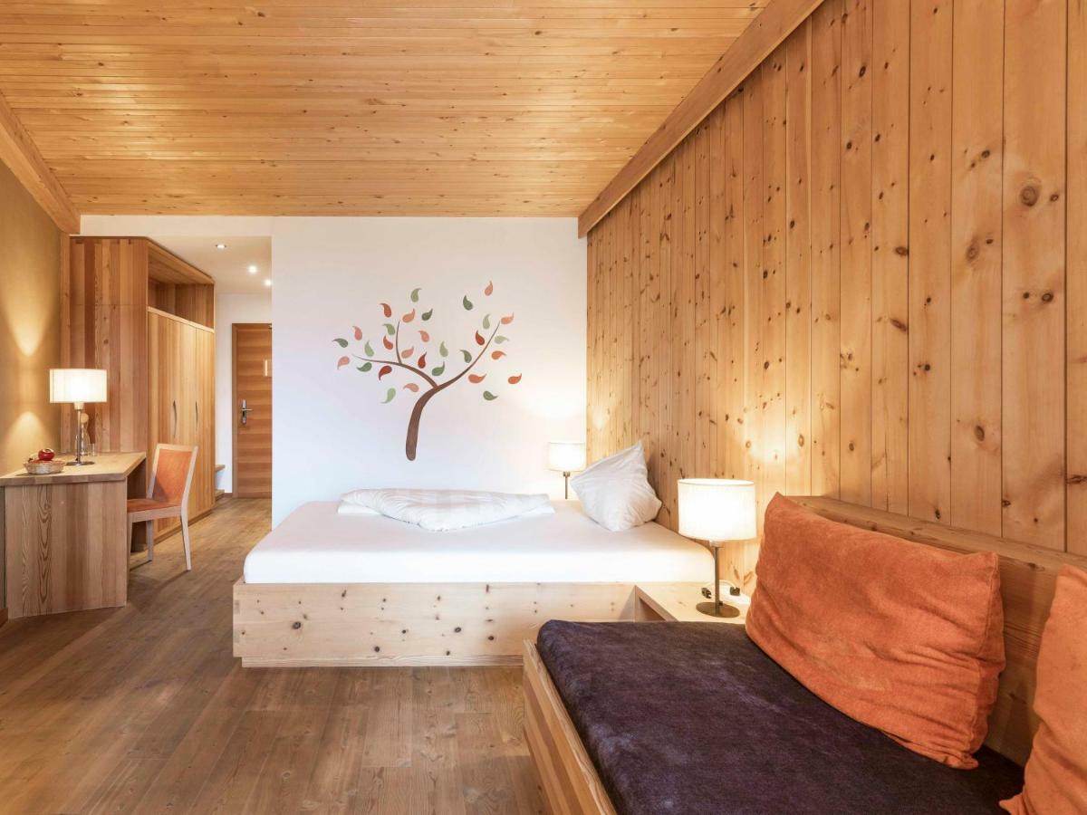 Biohotel Theiner'S Garten Лана Экстерьер фото